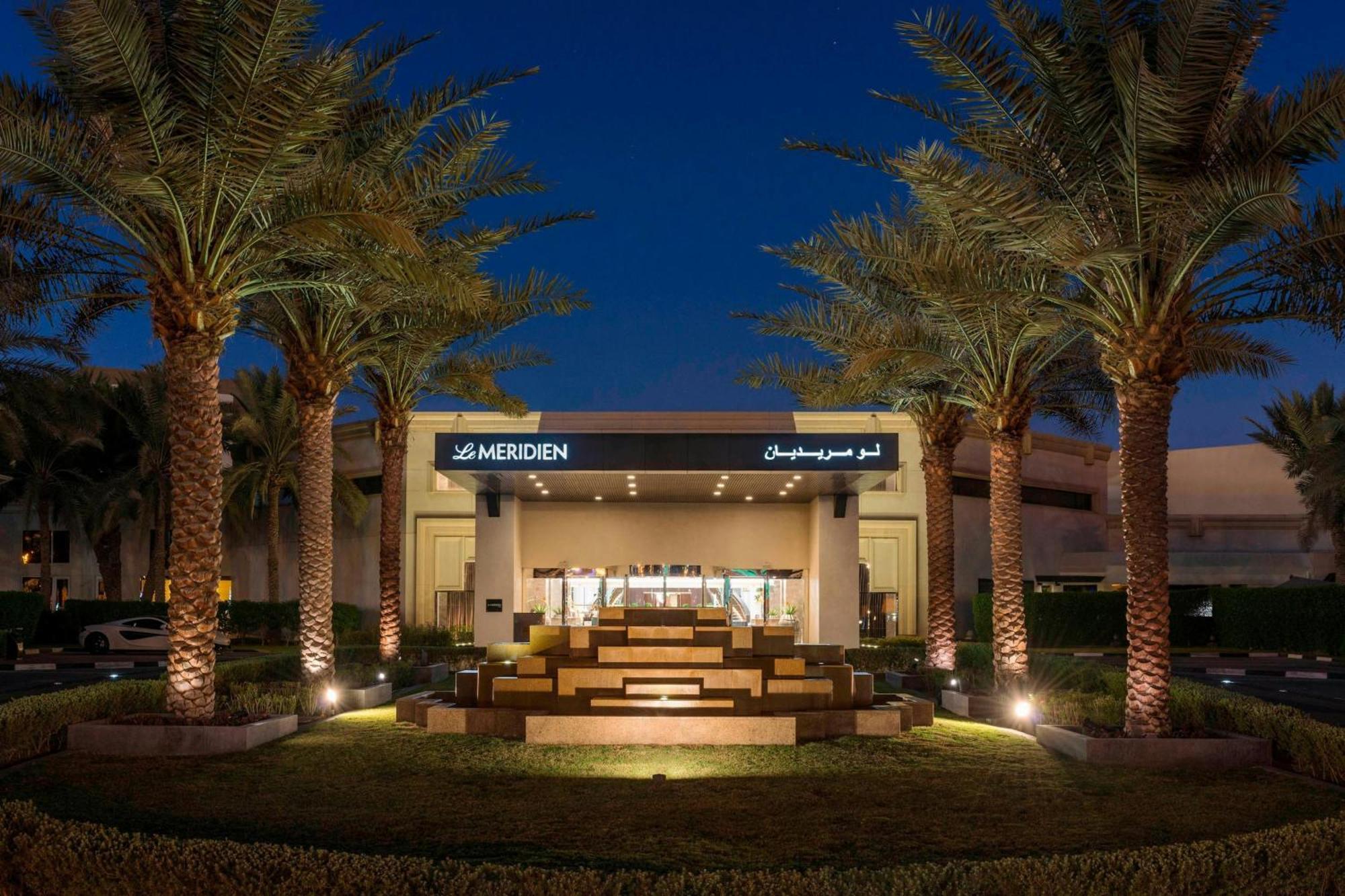 Le Meridien & Conference Centre 5*